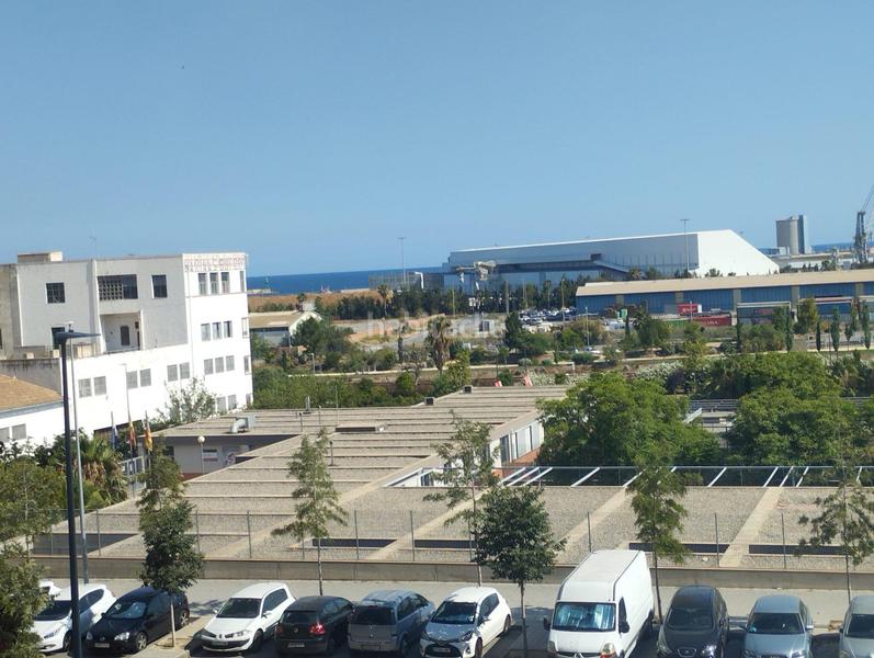 Foto 90c9722b-391e-4d51-8a83-abf93518c82b. Alquiler piso  de alquiler a estrenar , amueblado con piscina comunitaria y garaje en Alicante