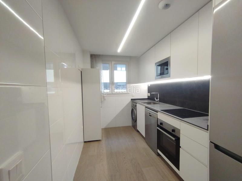 Foto 093c1616-42d4-4e28-ae02-1084a5f79aa8. Rent flat with heating parking pool in Benalúa Alicante