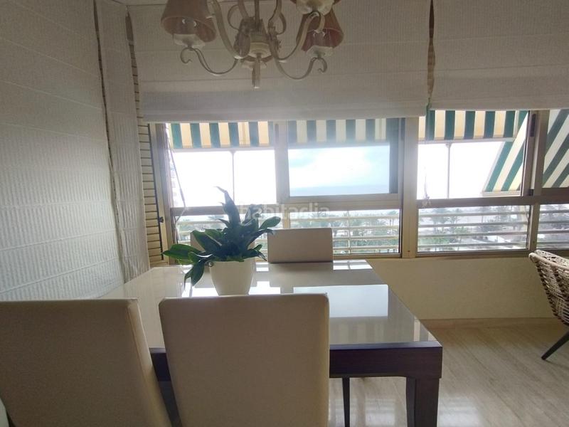 Foto 1f3a182c-279d-492c-8050-65a4515d53af. Piso  renovado completamente en primera línea de mar en urbanización de lujo en Playa Muchavista de alicante en Campello (el)