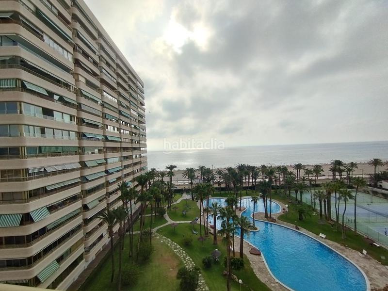 Foto 263110dd-b14a-4aab-91ad-9e8e8c15b3ea. Piso  renovado completamente en primera línea de mar en urbanización de lujo en Playa Muchavista de alicante en Campello (el)