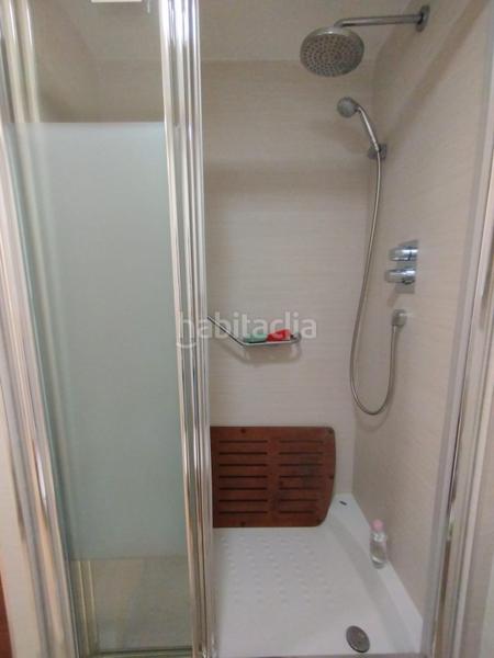 Foto ce2e9574-9777-45f2-b971-961e2c8a650e. Piso  renovado completamente en primera línea de mar en urbanización de lujo en Playa Muchavista de alicante en Campello (el)