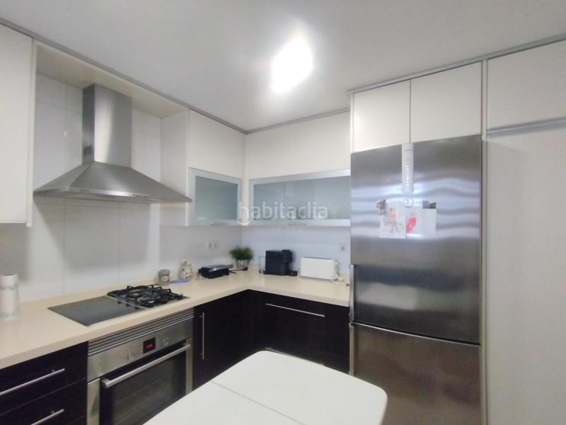Foto ff4c7e00-5caf-481c-8d65-e97a2f0026fe. Piso  renovado completamente en primera línea de mar en urbanización de lujo en Playa Muchavista de alicante en Campello (el)