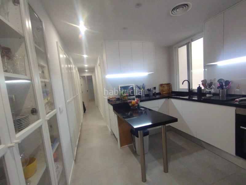 Foto b78b0bc0-fd53-41e0-a389-441dfab6ddfe. Etagenwohnung in Casco Antiguo - Sta. Cruz - Ayuntamiento Alicante