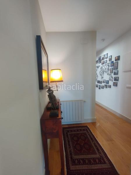 Foto 1888a35c-b319-4345-9ce4-902c5c839ee3. Ático atico con gran terraza y vistas al castillo junto puerto deportivo en Alicante
