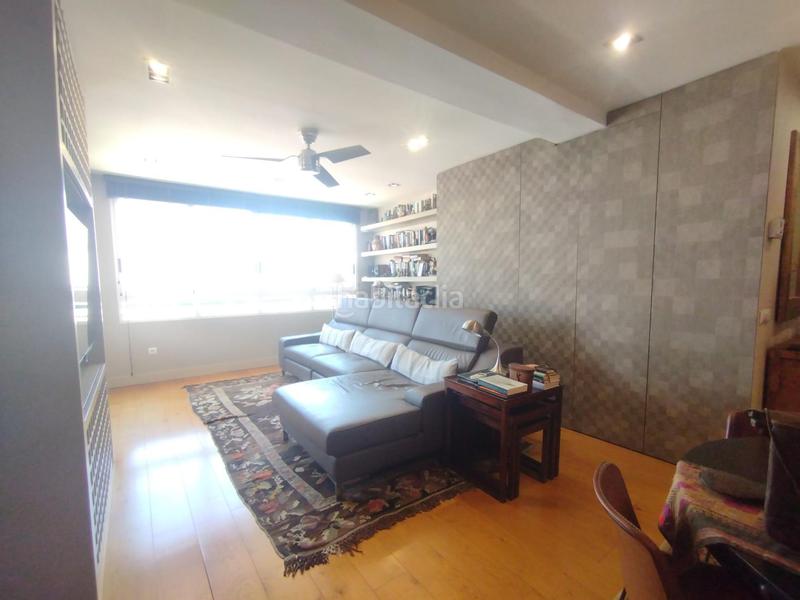 Foto bd6c1d5d-4bb5-4fbd-90b4-3811398d54ab. Ático atico con gran terraza y vistas al castillo junto puerto deportivo en Alicante