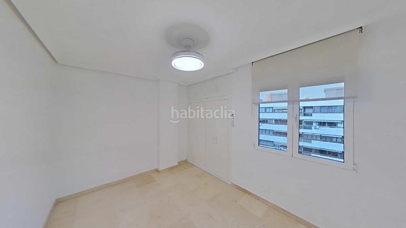 Foto 0586cdf4-fcb6-4924-b0e0-fbb94bcd79c9. Alquiler piso preciosa vivienda alquiler junto puerto deportivo vacia larga duracion en Alicante
