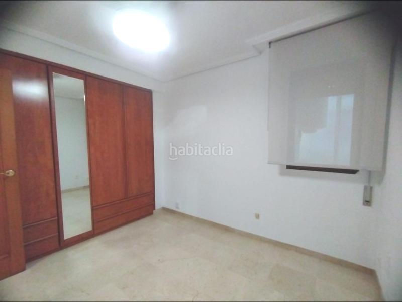Foto 0f09b808-41d8-46ed-8ba1-70b8c6c604ff. Alquiler piso preciosa vivienda alquiler junto puerto deportivo vacia larga duracion en Alicante