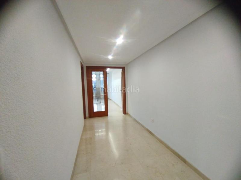 Foto 30672cca-202b-4a39-aa07-90cc35d32922. Alquiler piso preciosa vivienda alquiler junto puerto deportivo vacia larga duracion en Alicante