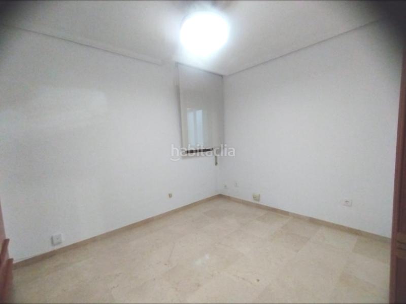 Foto 3e923fb0-09e7-4fe5-9d54-7575c505a112. Alquiler piso preciosa vivienda alquiler junto puerto deportivo vacia larga duracion en Alicante