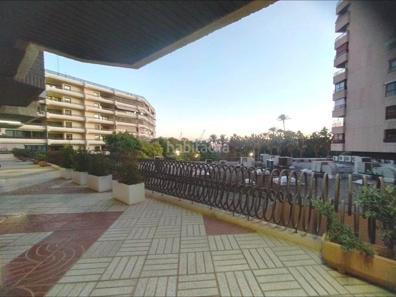 Foto 845b113e-9309-400f-a96a-0b090296e214. Alquiler piso preciosa vivienda alquiler junto puerto deportivo vacia larga duracion en Alicante