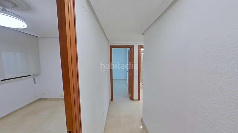 Foto e31c8134-4401-4468-a9d6-78c13ff3f011. Alquiler piso preciosa vivienda alquiler junto puerto deportivo vacia larga duracion en Alicante