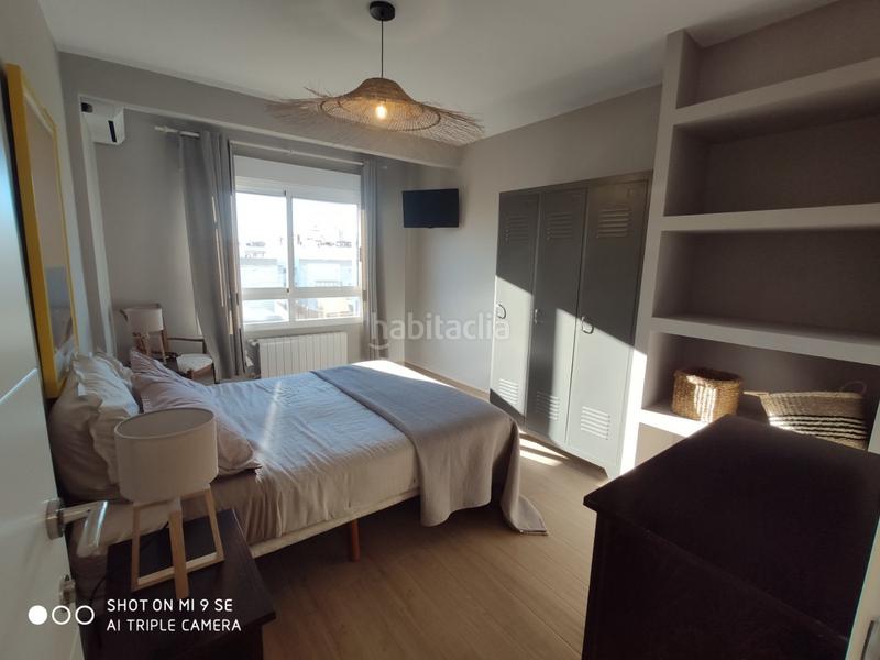 Foto 2491e805-5a90-40b8-acd4-48f2b03f9221. Alquiler piso preciosa vivienda exterior en el centro con vistas al mar en Alicante