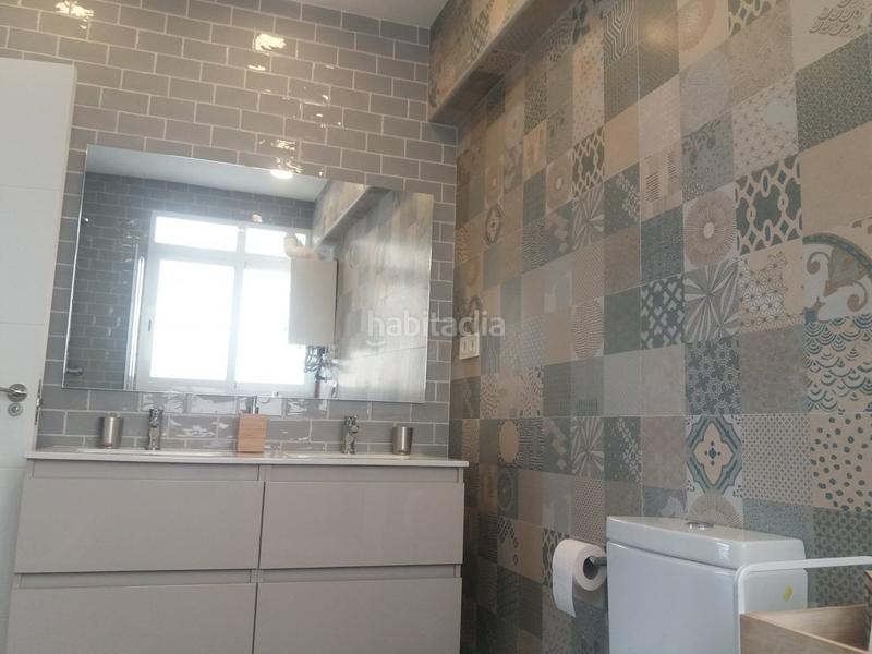 Foto 67826826-631a-4919-b3f3-902254f98de3. Alquiler piso preciosa vivienda exterior en el centro con vistas al mar en Alicante