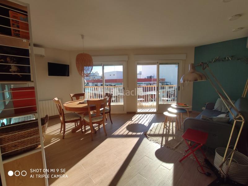 Foto 704a3a07-a4c9-4061-8366-30c8f1b9a098. Alquiler piso preciosa vivienda exterior en el centro con vistas al mar en Alicante