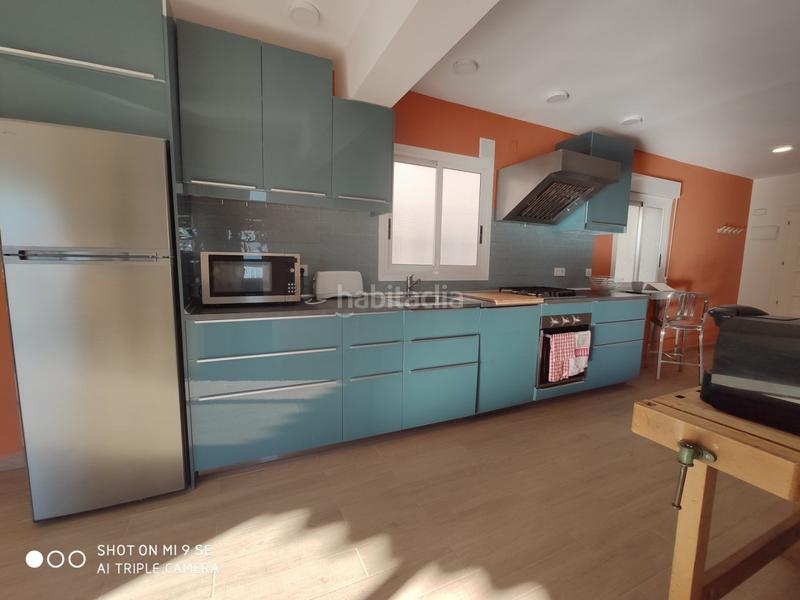 Foto e77a55f9-ed50-42cc-a328-536258b03afb. Alquiler piso preciosa vivienda exterior en el centro con vistas al mar en Alicante