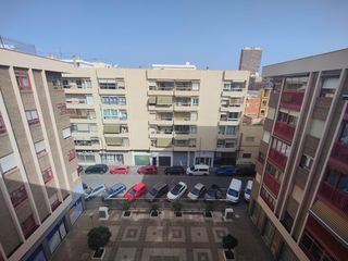 Pis a Ensanche-Diputación