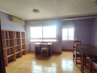 Pis a Avenida de Novelda