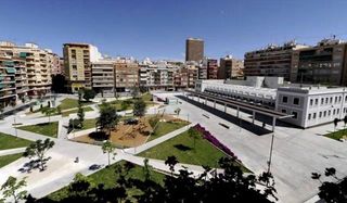 Lloguer Pis  Calle arzobispo loaces. Impresionante piso de 3 dormitorios en plaza séneca  alicante