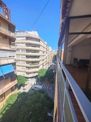 Lloguer Pis a Ensanche-Diputación. Amplia vivienda de 3 dormitorios con plaza de garaje en alicante