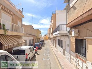 Casa adossada a Casco Antiguo. Vivienda sin posesión, solo inversores.
