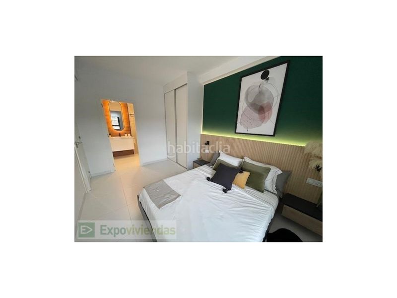 Foto f0dc613f-d9a4-4db4-a7c8-971547d7a8d0. Apartament amb aparcament a San Miguel de Salinas