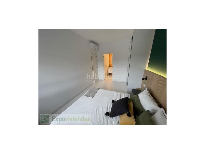 Foto 5b53946f-de24-4353-923a-e53f44ede9b5. Pis amb aparcament a San Miguel de Salinas