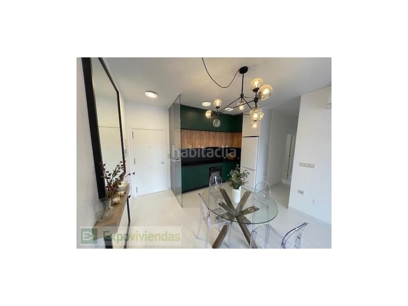 Foto f1e358ef-f6b3-4e7d-8c64-049aef2b5e6e. Pis amb aparcament a San Miguel de Salinas