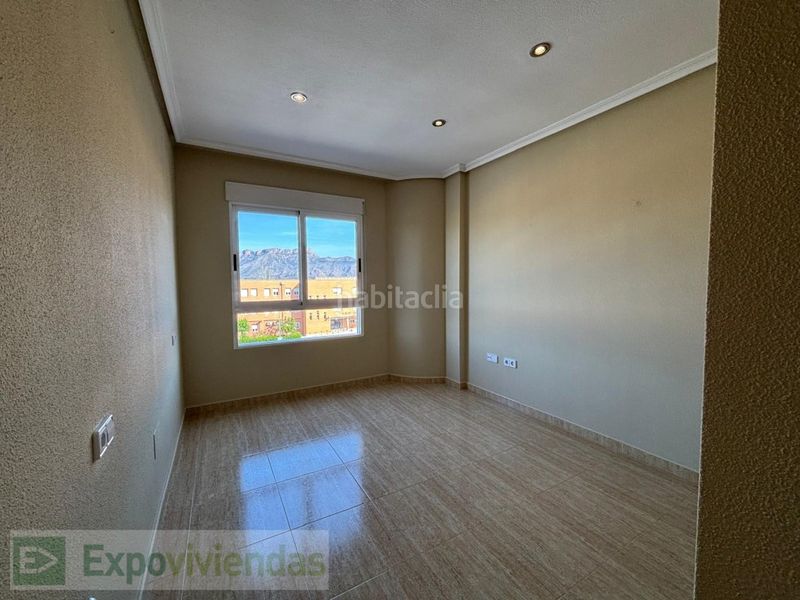 Foto 2ebf03bf-64d0-4f65-8605-c568e6536fd5. Àtic amb aparcament a Beniel