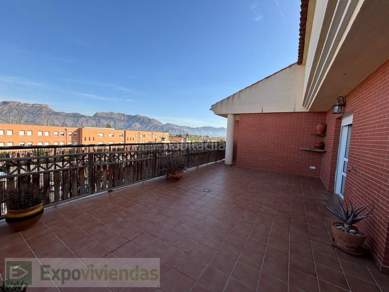 Foto e17e0988-7378-4cda-8134-e285bbea8ebc. Àtic amb aparcament a Beniel