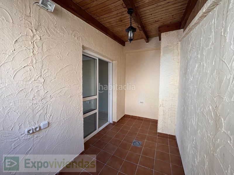 Foto e64eebac-c39b-4cc9-b432-d6fde0ed527a. Àtic amb aparcament a Beniel