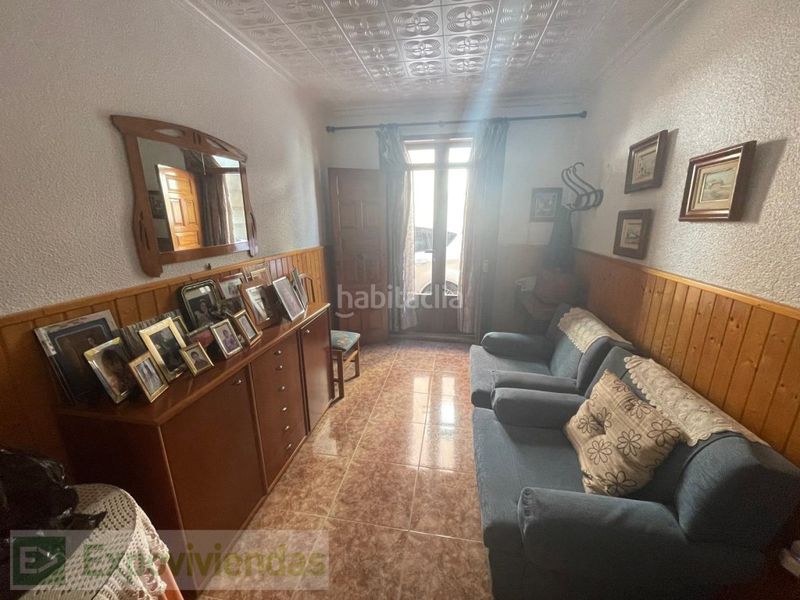 Foto 76399a7a-0d95-479a-b159-c43a13d4ad99. Casa amb aparcament a Santo Angel Murcia