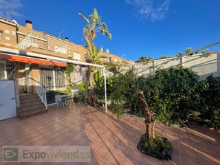Casa adossada a Torreagüera