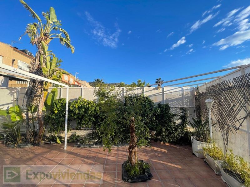 Foto edbbbed6-7908-4f21-9aa8-6b367e06eb2b. Casa adossada amb aparcament a Torreagüera Murcia