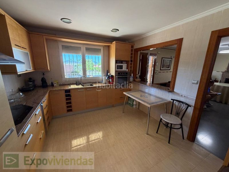 Foto 26348841-9461-4e8a-ae76-960094acc360. Xalet amb aparcament piscina a Jumilla