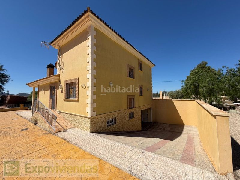 Foto 2d415db7-ea2b-4156-85b3-7aefc9095a02. Xalet amb aparcament piscina a Jumilla