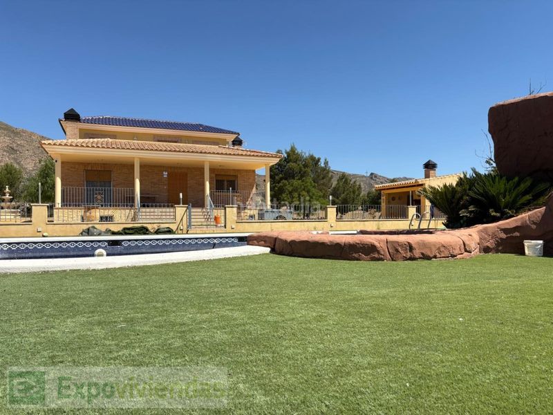 Foto 6710dd4d-1366-475c-b6ca-3b2f8e0a5472. Xalet amb aparcament piscina a Jumilla