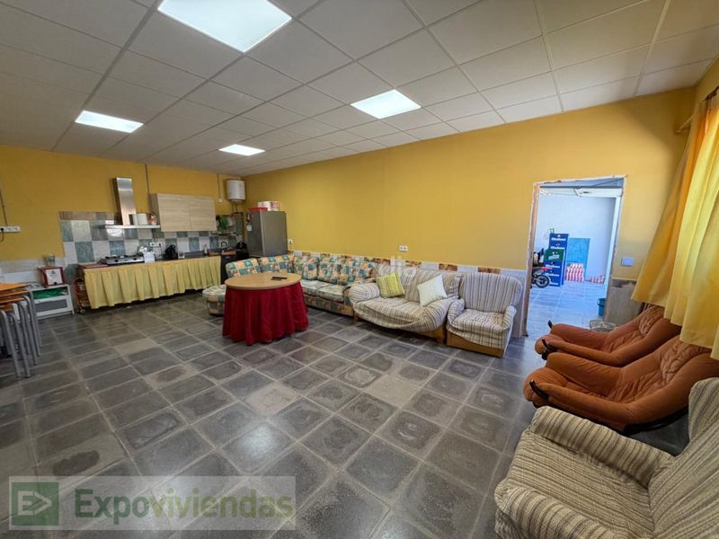 Foto fe0f813b-9252-4d30-87f4-3d5cfbf417d4. Xalet amb aparcament piscina a Jumilla