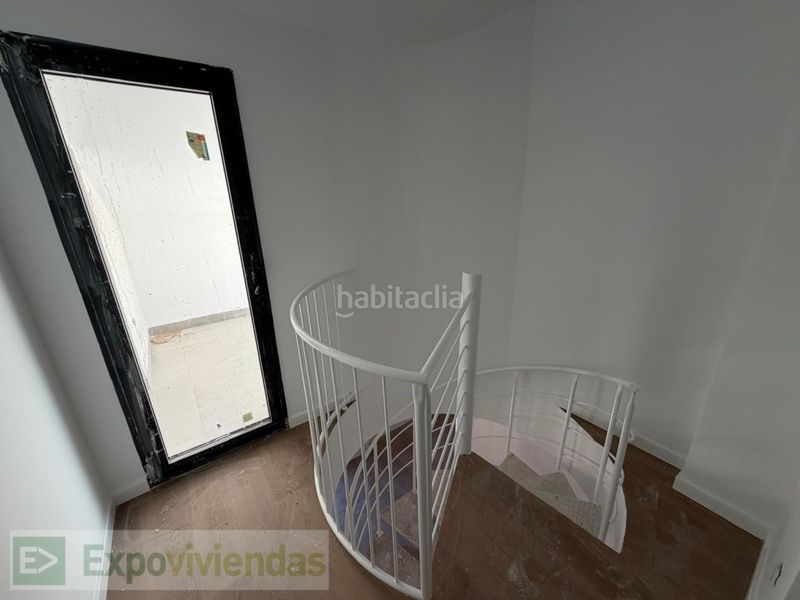 Foto e4dece5f-a2fe-438c-961b-a607ee2d2b68. Àtic amb aparcament a Santo Angel Murcia
