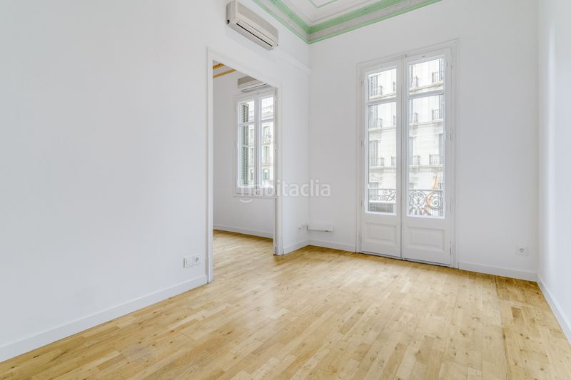 Foto 3ff95431-7ec4-479d-86fd-0be9dd5047d6. Pis amb calefacció a St. Pere - Sta. Caterina - El Born Barcelona