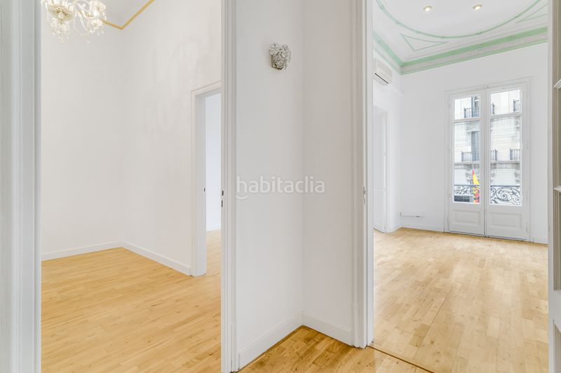 Foto 76aaba7f-7562-49f6-8c65-d620de497435. Pis amb calefacció a St. Pere - Sta. Caterina - El Born Barcelona