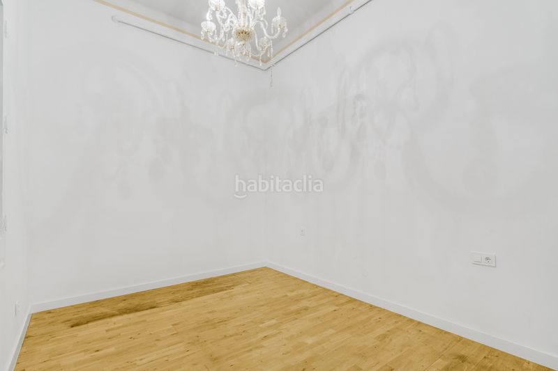 Foto d2f80e1f-f704-44e8-b2e2-cebf3b1d3c6a. Pis amb calefacció a St. Pere - Sta. Caterina - El Born Barcelona