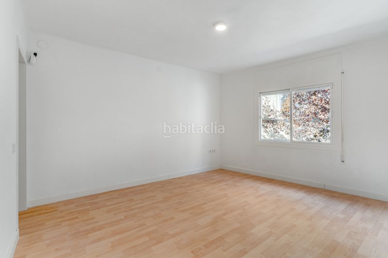 Foto a174e09b-01d3-4c8d-8d61-adffc8fb1806. Pis a Trinitat Vella Barcelona