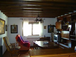 Maison à San Pedro de Rozados. Bonita casa todo en planta baja, muy buenb estado a 15 minutos d