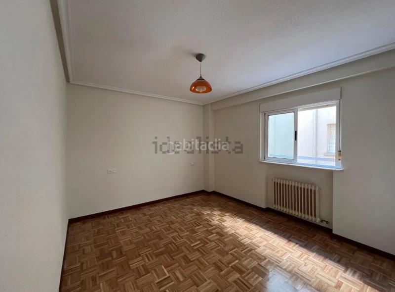 Foto 11d19847-8d38-4eb1-8fee-d2437415fce0. Piso  en venta en Pizarrales en Pizarrales Salamanca