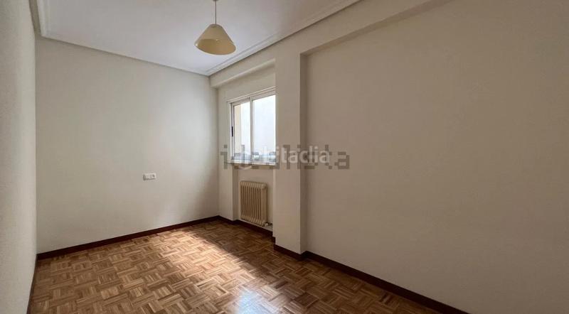 Foto 50b40723-e41f-4e64-a1a1-eb6e432ee38e. Piso  en venta en Pizarrales en Pizarrales Salamanca