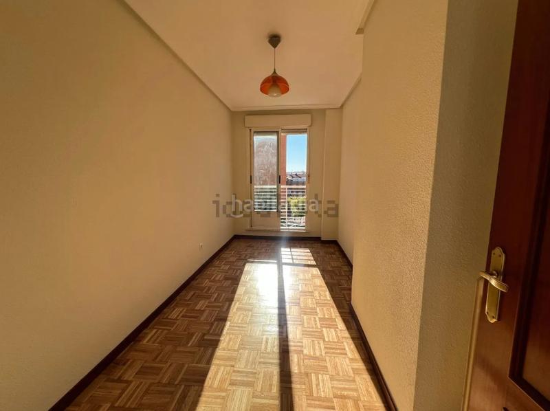 Foto b5c51a3b-c473-4acc-b9f6-d8d24259da9b. Piso  en venta en Pizarrales en Pizarrales Salamanca