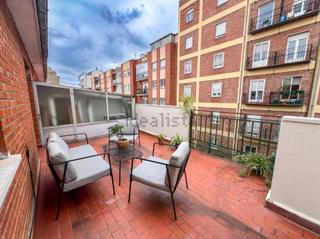 Ático en Salesas. Ático en venta en van dyck