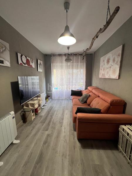 Foto ed3d83f5-d94b-45f9-9be7-c28d198ef9c4. Casa adossada a Tordera Tordera