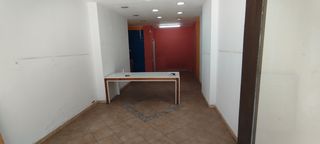 Local Comercial a Plaza la Almazara 4C