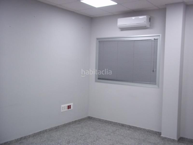 Foto 6e1b30c1-cade-4f45-bb28-bec9c8e5a3ec. Location bureau dans Centro Alcalá de Guadaira